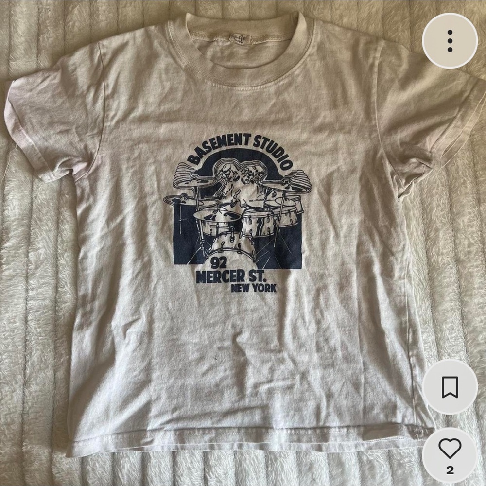 Brandy Melville shirt